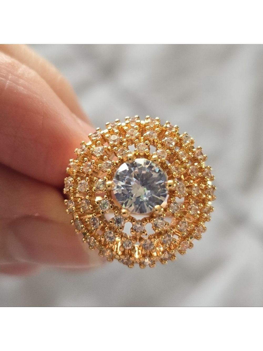 Elegant Gold-Tone Crystal Ring